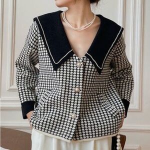 Stylish Black and White Houndstooth Cardigan